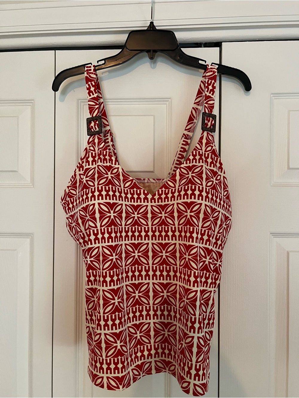 Lands' End Coral and White Geometric Swim Tank